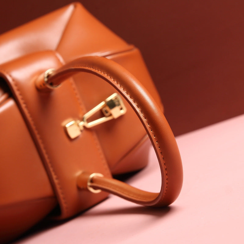 Sac à Main en Cuir Style Pochon Chic