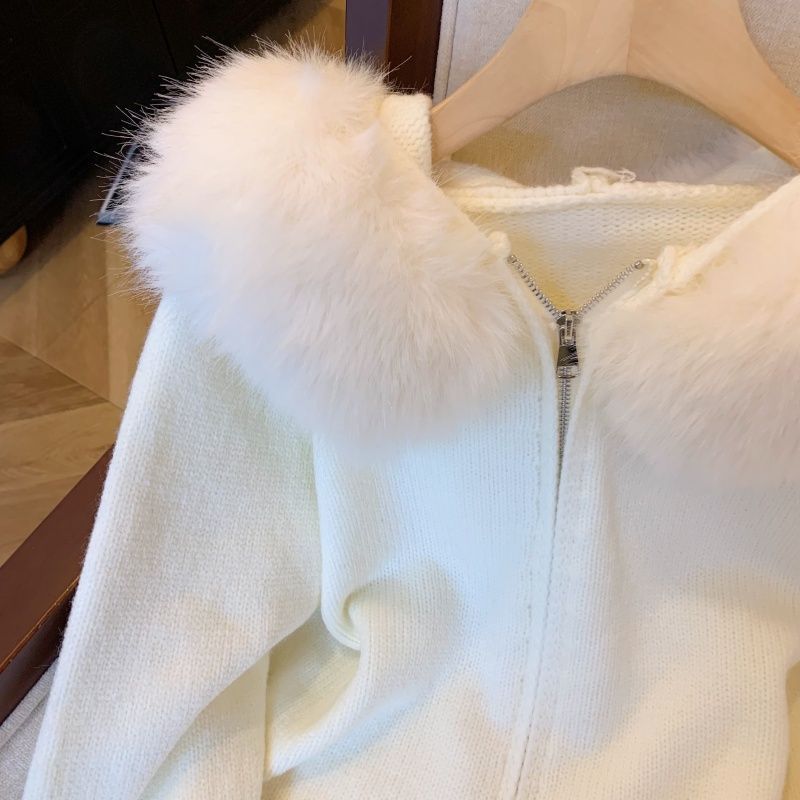 Cardigan à Capuche en Fourrure