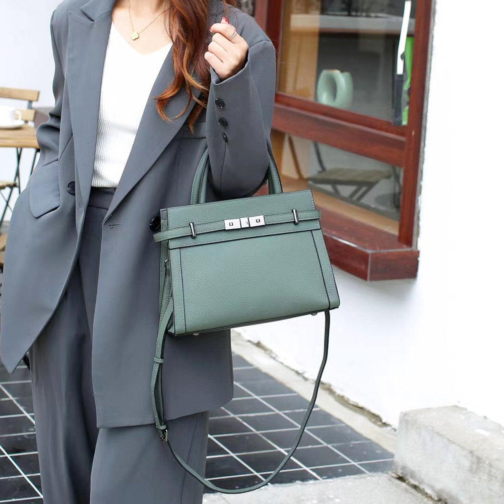 Sac à Épaule Carré en Cuir Véritable