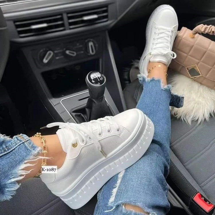 Boots à Talon Épais et Baskets pour Femmes